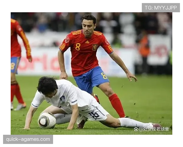 哈维与伊涅斯塔在控球分布下形成中场多点参与趋势