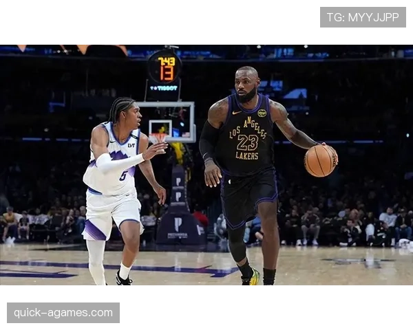 詹姆斯关键挡拆助攻提升湖人季后赛进攻效率明显