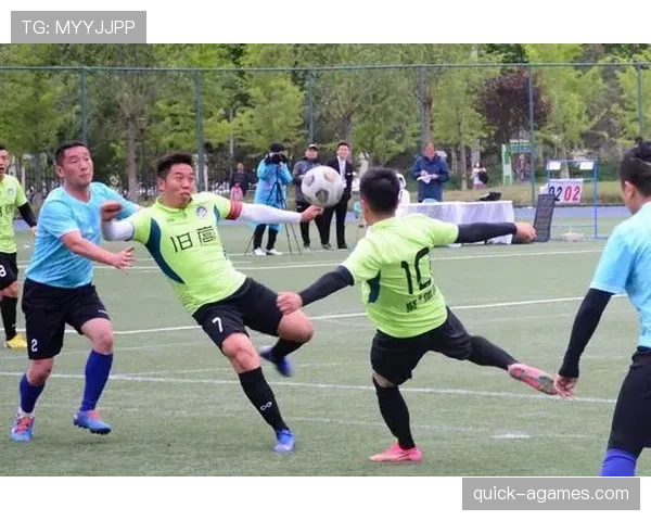 北京国安降级危机背后：战术混乱与豪门定位的巨大反差！